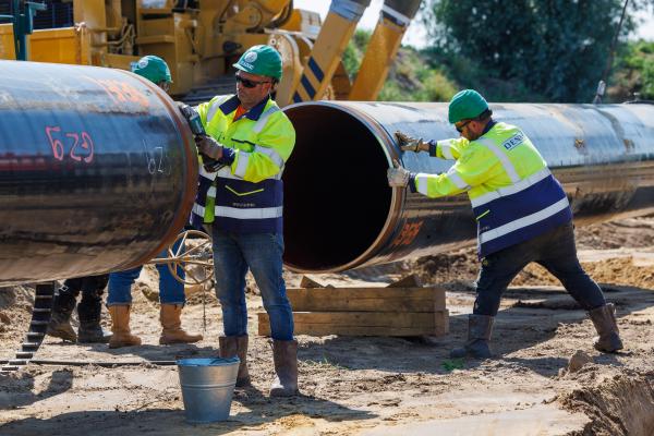 Construction of a gas pipeline